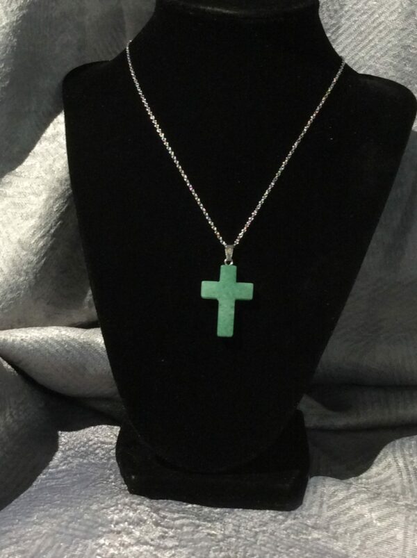 Green Adventurine Cross Shaped Pendant Necklace - Image 4
