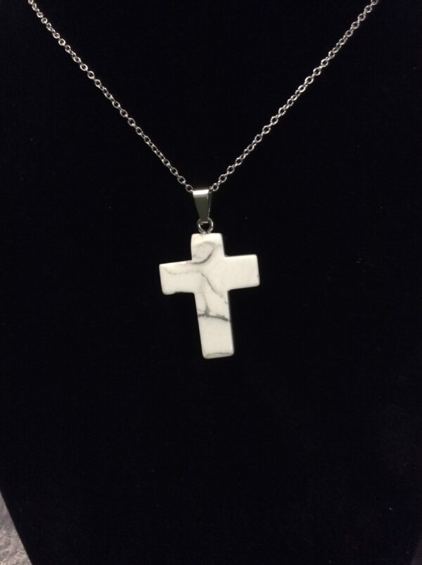 White Howlite Cross Shaped Pendant Necklace - Image 5