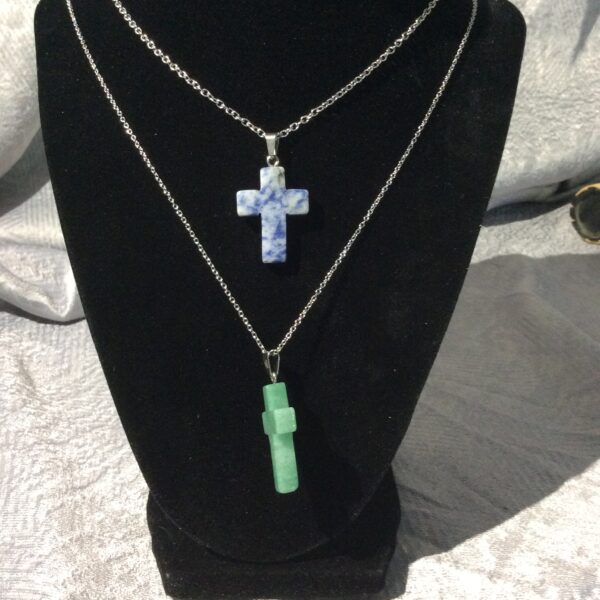 Green Adventurine Cross Shaped Pendant Necklace - Image 6