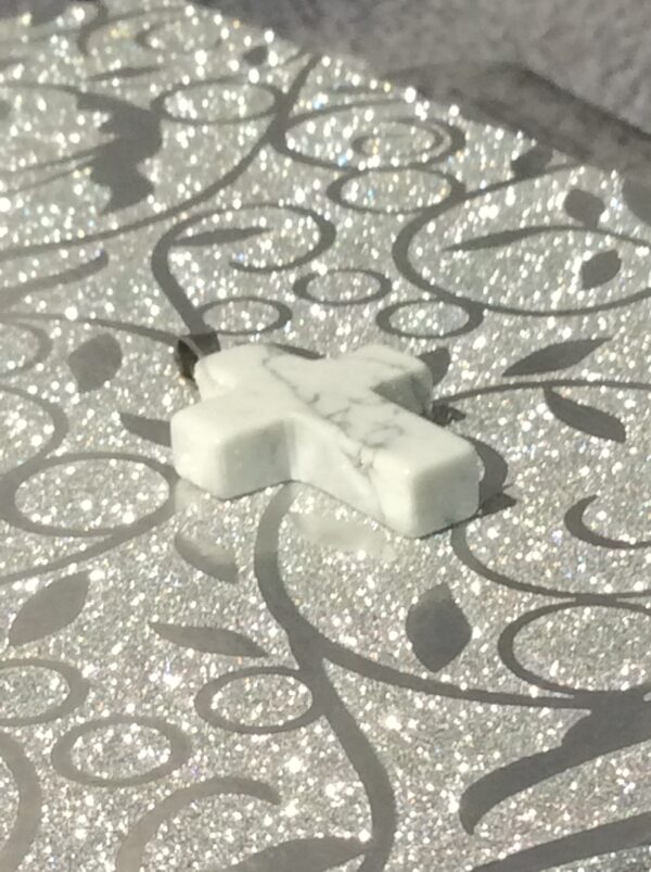 White Howlite Cross Shaped Pendant Necklace - Image 6